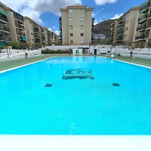Sun - 3 Bedrooms, Priv Parking, Pool, Ac, Tv Channels, Fibre Net Apartament Los Cristianos (Tenerife)
